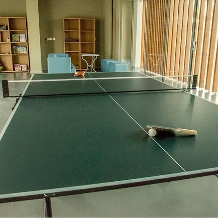 Mareleon Aparthotel *