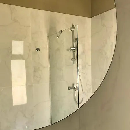 Lejlighedshotel Mareleon Ofrínion