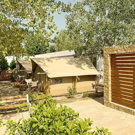 Mareleon Lejlighedshotel Ofrínion