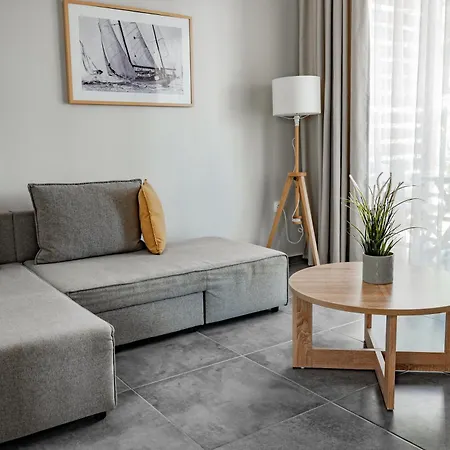 Mareleon Aparthotel