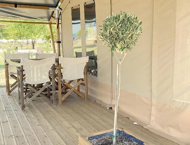 Aparthotel Mareleon *