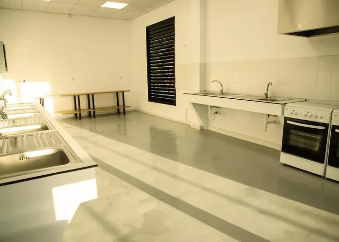 Mareleon Aparthotel *